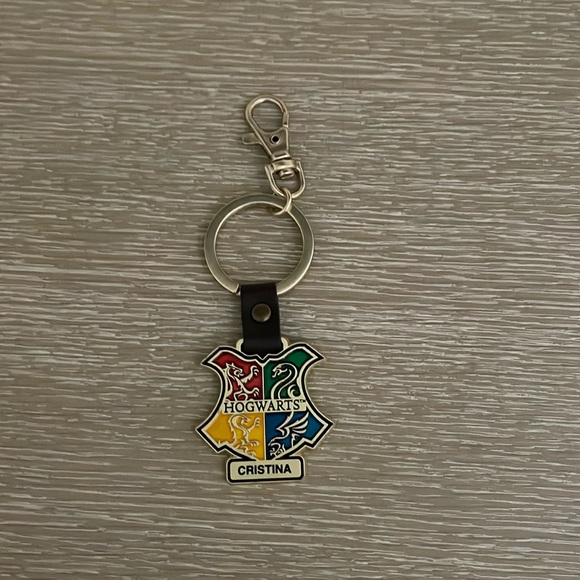 Warner Bros Harry Potter Hogwarts keychain for “Cristina” - Picture 1 of 1